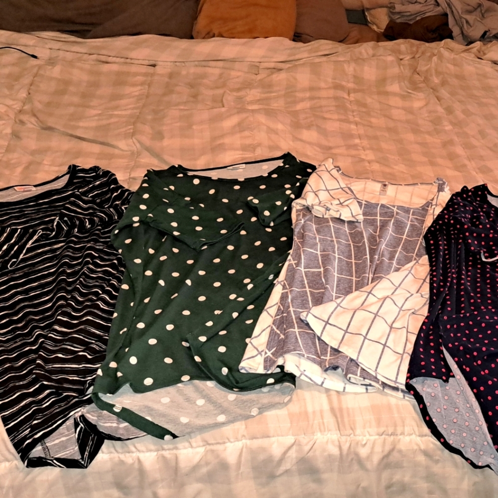 LuLaRoe tunic shirts all size small. Bundle of 4 shirts!